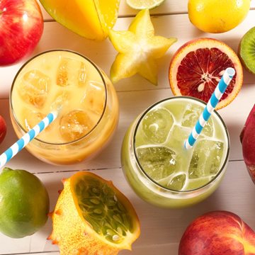 Fresh Juice Made Two Ways Using Smartfruit
